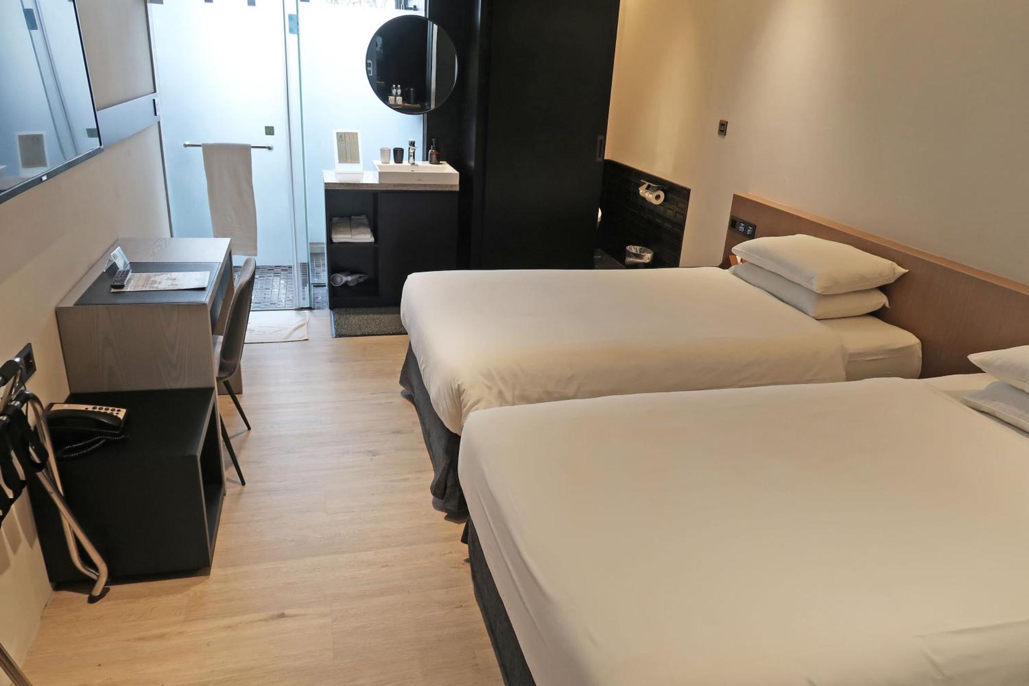 Royal Roi Hotel Taichung Buitenkant foto