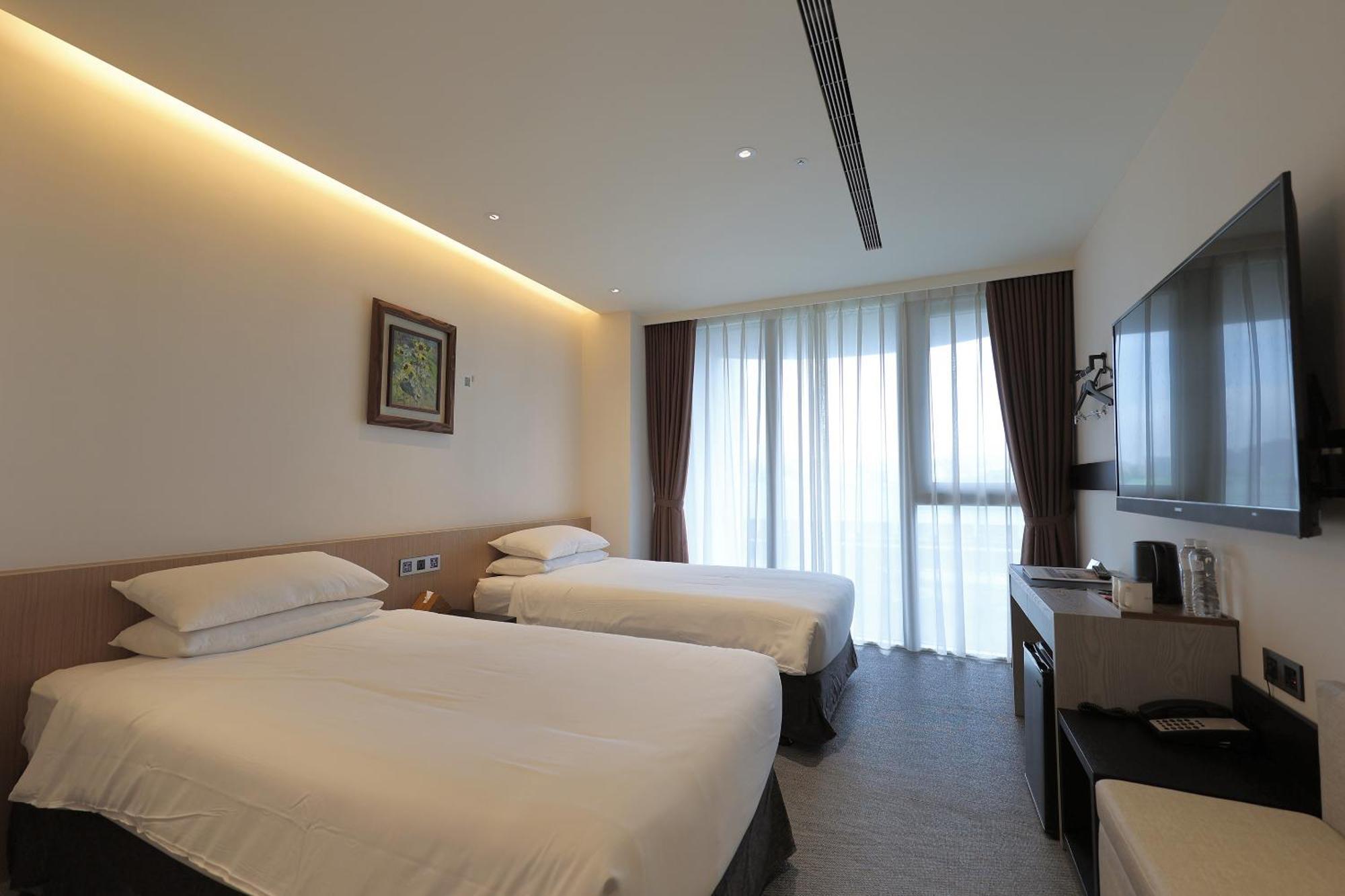 Royal Roi Hotel Taichung Buitenkant foto